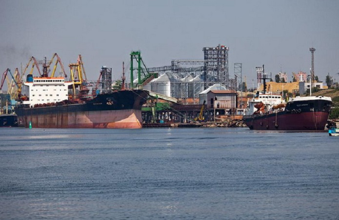 Мариупольский порт. Фото - AgroPortal.ua