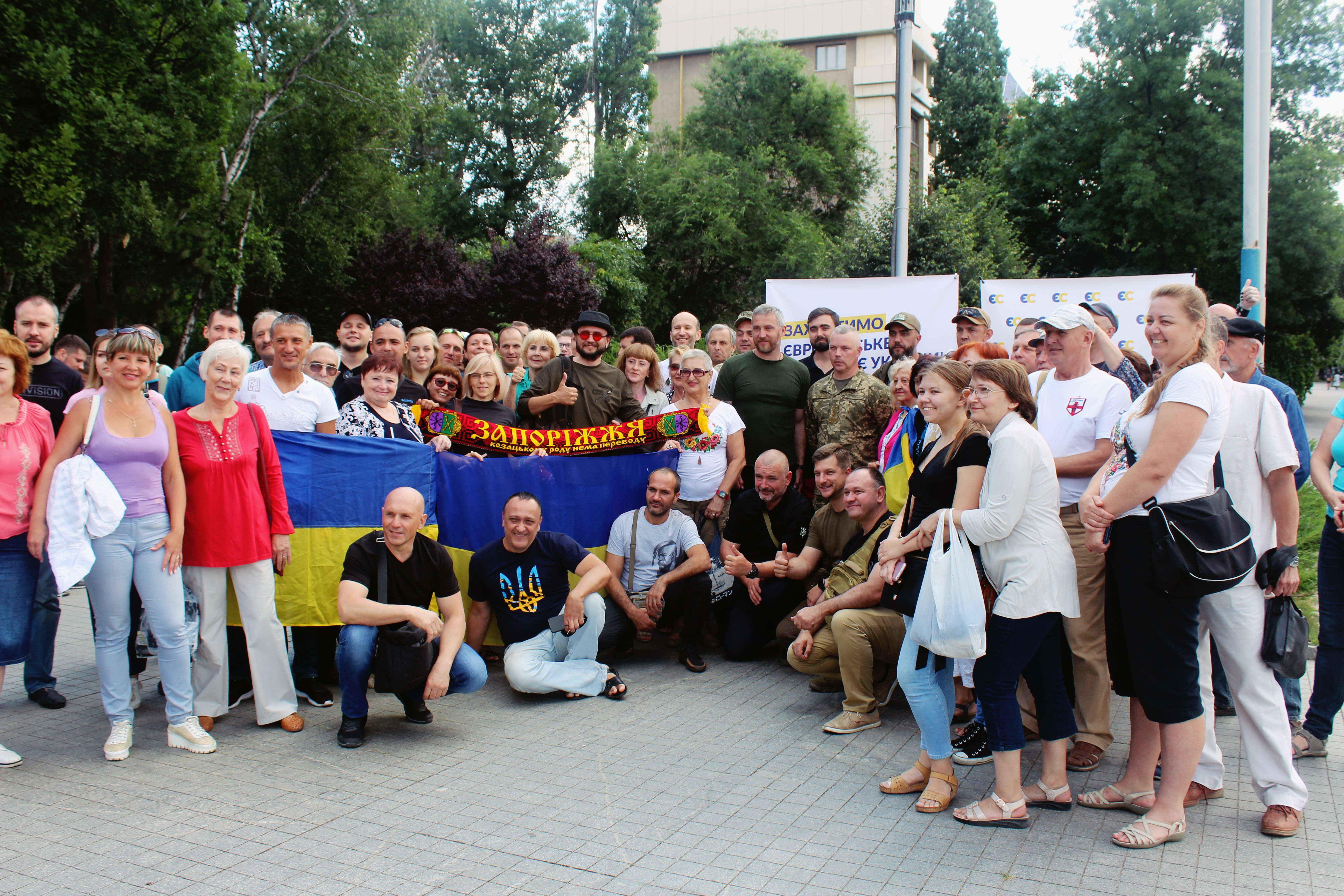 U Zaporizhzhi Komanduvach Ato Ta Vidomi Veterani Rozpovili Chomu Doluchilis Do Komandi Partiyi Yevropejska Solidarnist Forpost