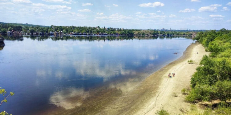 Річка Дніпро у Запоріжжі