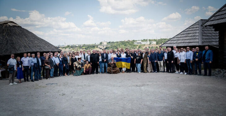 В Запоріжжя приїхав міністр і 80 послів: що робили