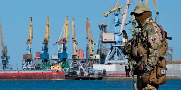 Окупанти в Бердянську