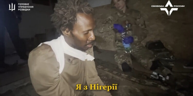 Пішов на фронт замість навчання: на Запорізькому напрямку взяли в полон нігерійця. ВІДЕО