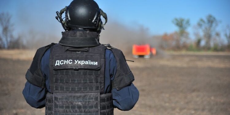 Рятувальники