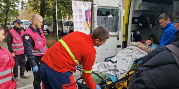 «Встигаємо ледь зібрати те, що під руками»: евакуйовані до Запоріжжя діляться жахами пережитого. ВІДЕО