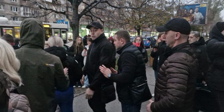 Мітинг завершився сутичкою