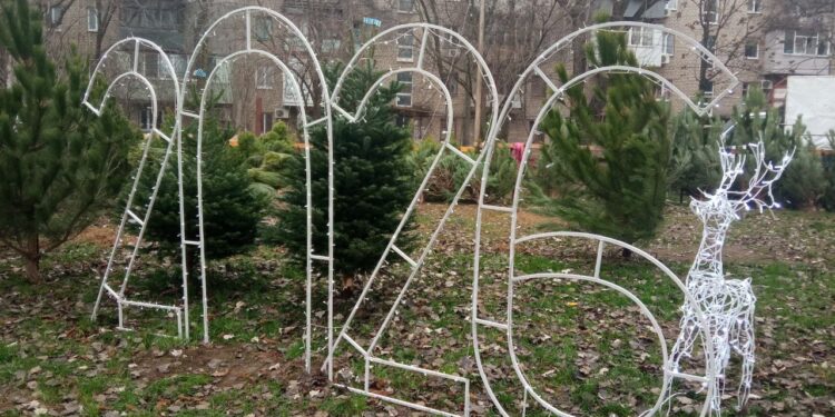 Новорічні ялинки