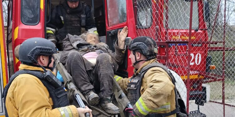 Рятувальники