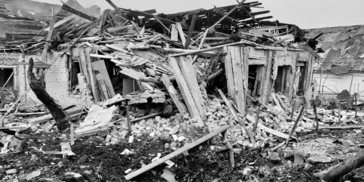 Зруйноване житло