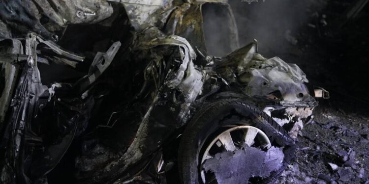 Пожружжя згоріло в авто