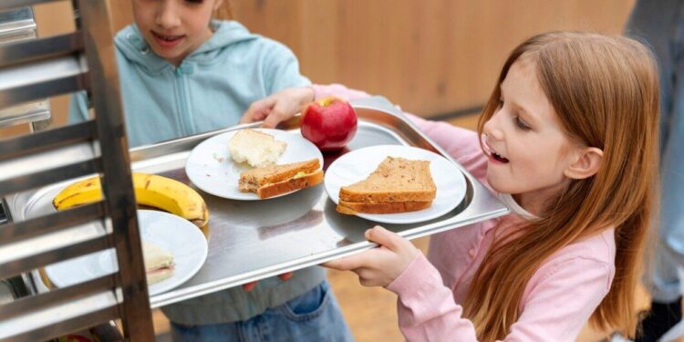 Харчування дітей у школах
