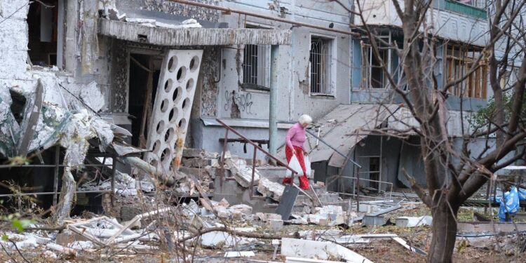 Зруйновані будинки у Запоріжжі