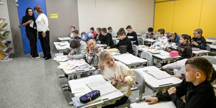 Підземна школа