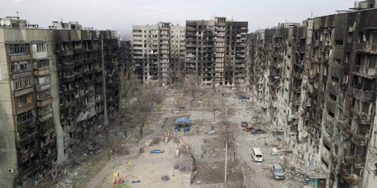 Зруйноване житло