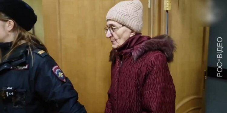 У Мелітополі росіяни засудили пенсіонерку до 11 років ув’язнення за «донати ЗСУ»