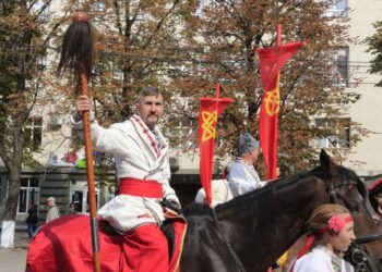 Анатолій Діхтяр