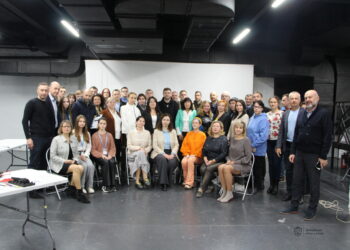 Члени громадської ради на зборах в жовтні 2025 року