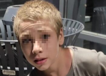 Дитина, яку закатували