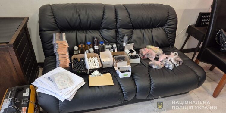 Нацполіція та СБУ ліквідували масштабне нелегальне виробництво