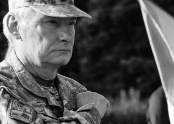 Віктор Наумов