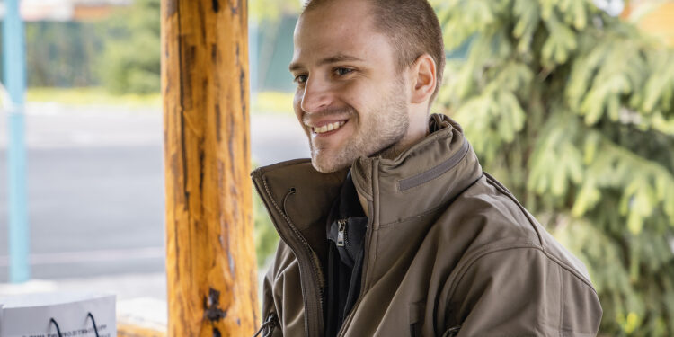 Максим Бурлаченко