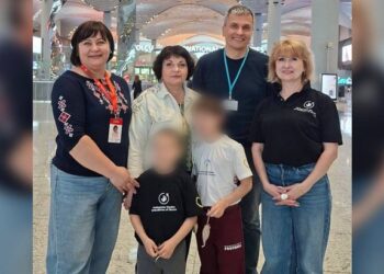 Дітей повернули до України