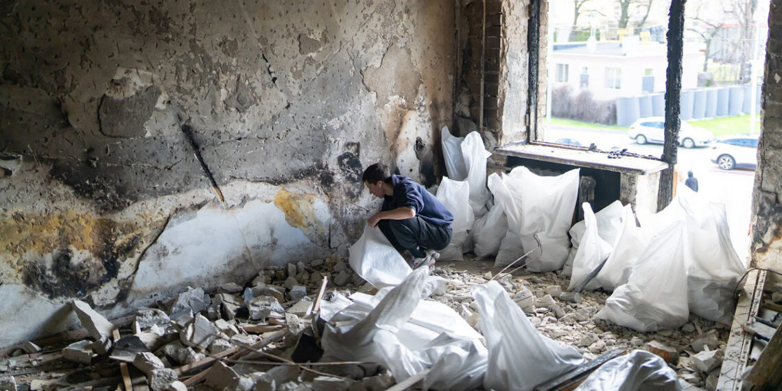 Зруйновані будинки