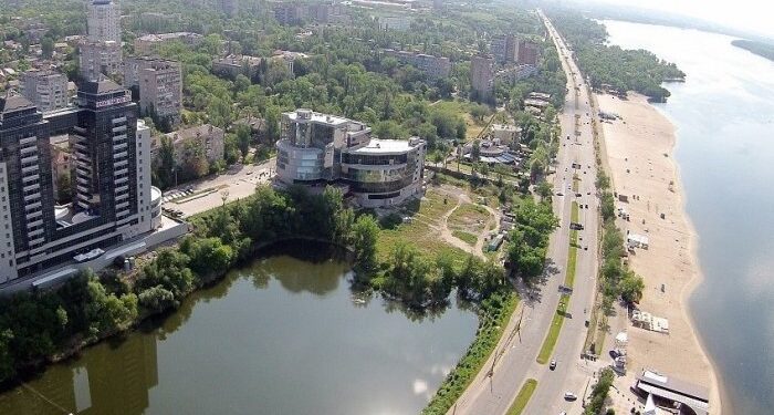 Набережна у Запоріжжі
