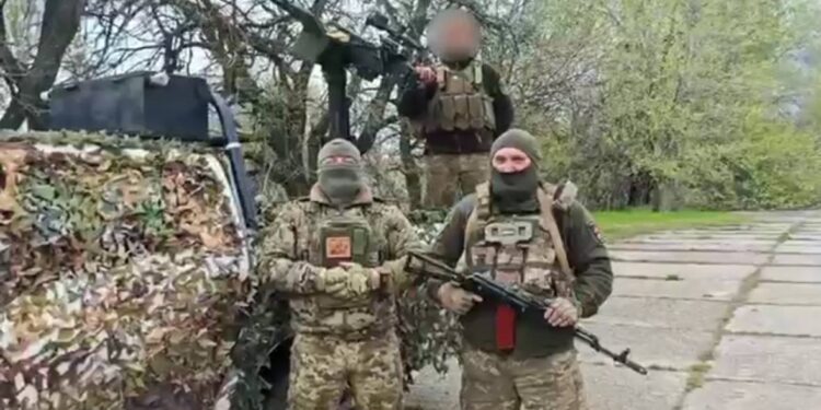 Військові