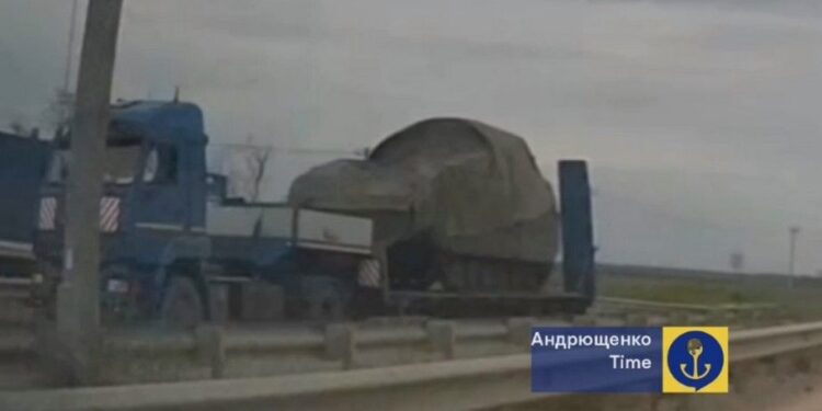 Військові РФ маскують транспорт