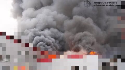 Росіяни вдарили по Запоріжжю: влучання у підприємство
