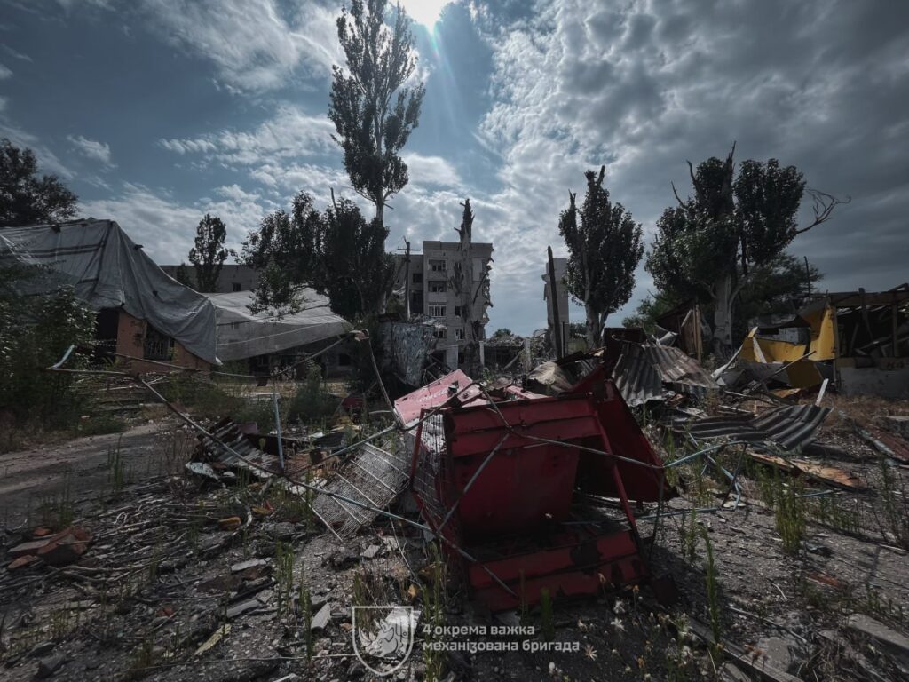 Атаки тривають: російські військові фіксуються в міській забудові Оріхова