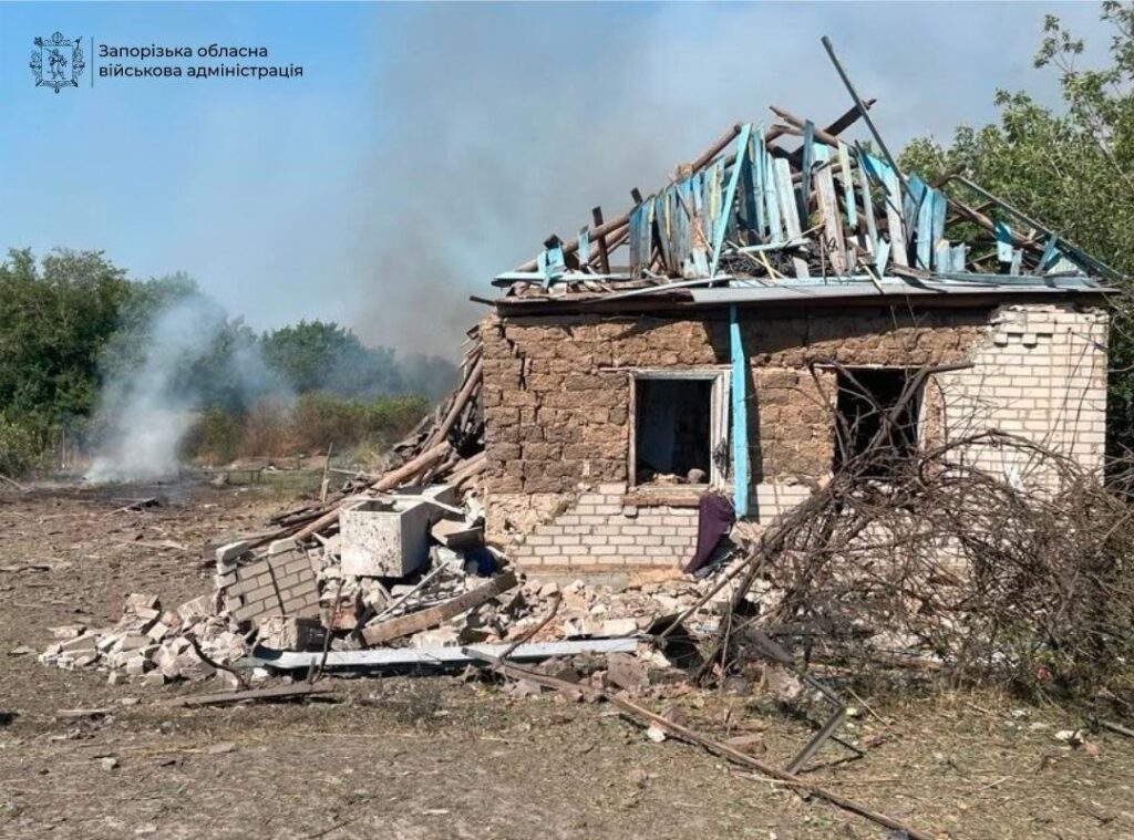 Одна людина поранена внаслідок ворожих атак на Запоріжжя