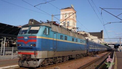 «Укрзалізниця» скасовує популярний потяг «Запоріжжя-Перемишль»